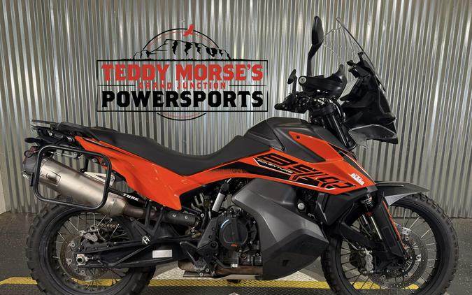 2022 KTM 890 Adventure