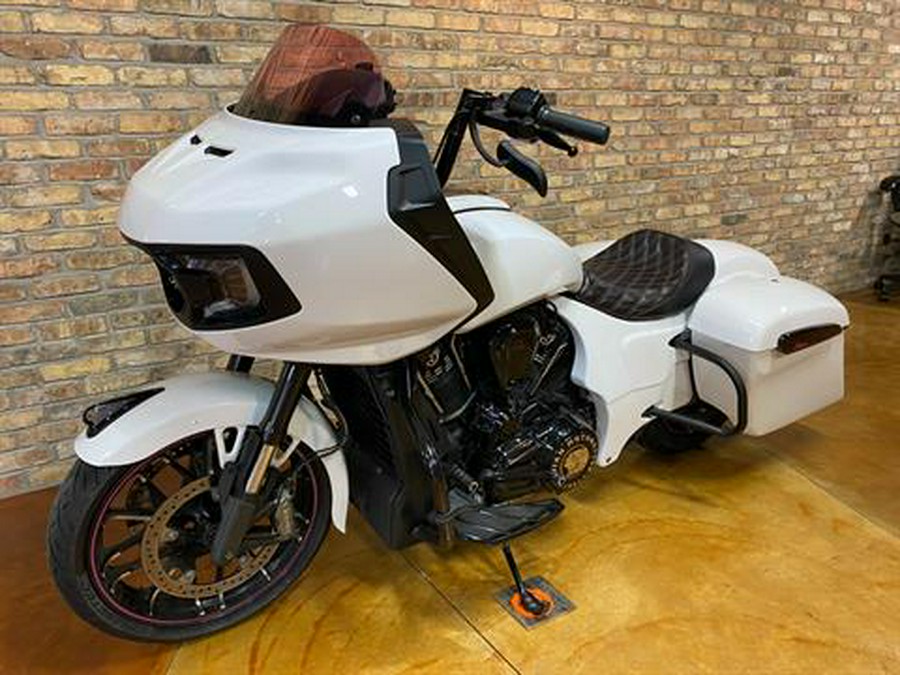 2020 Indian Motorcycle Challenger® Dark Horse®