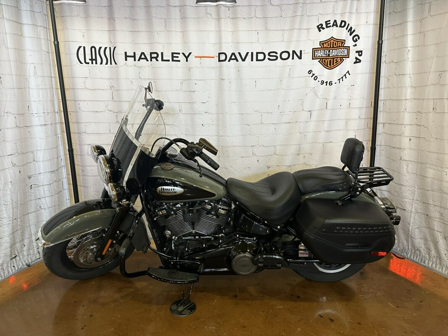 2021 Harley-Davidson Heritage Classic 114 FLHCS Deadwood Green/Vivid Black