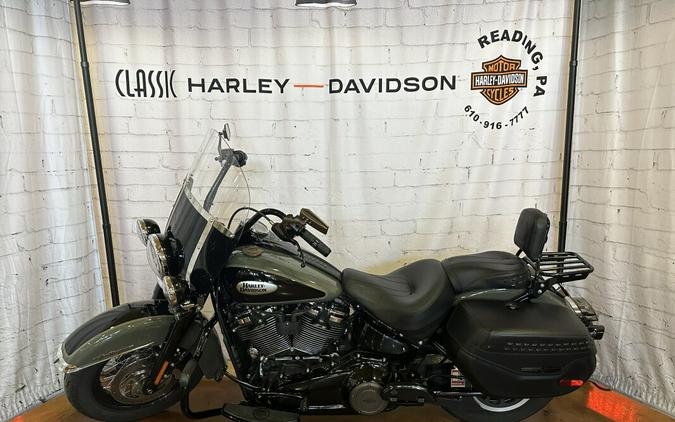 2021 Harley-Davidson Heritage Classic 114 FLHCS Deadwood Green/Vivid Black