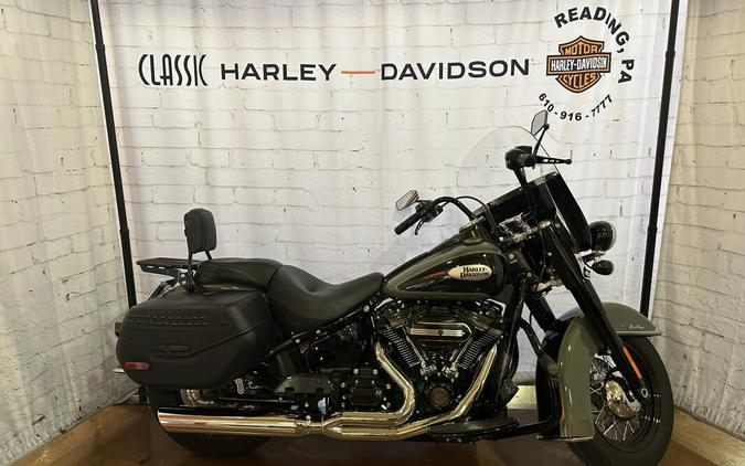 2021 Harley-Davidson Heritage Classic 114 FLHCS Deadwood Green/Vivid Black