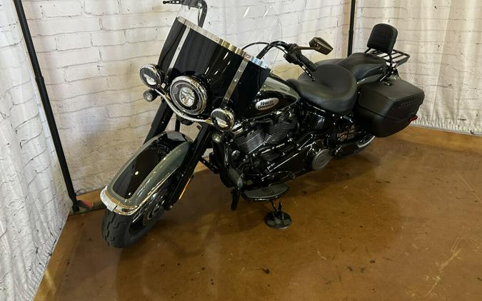 2021 Harley-Davidson Heritage Classic 114 FLHCS Deadwood Green/Vivid Black