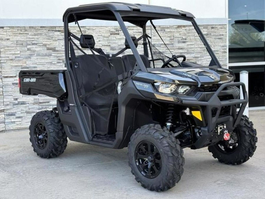 2025 Can-Am® Defender XT HD10