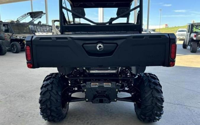 2025 Can-Am® Defender XT HD10