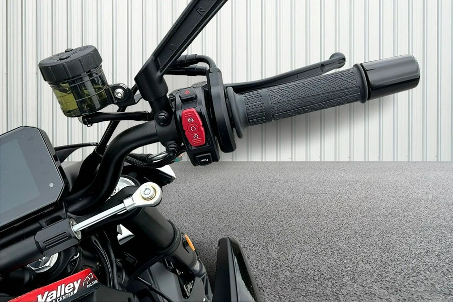 2026 CFMOTO 675NK CF650-11US