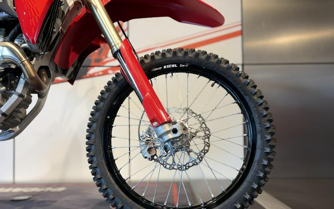 2026 Ducati Desmo450 MX