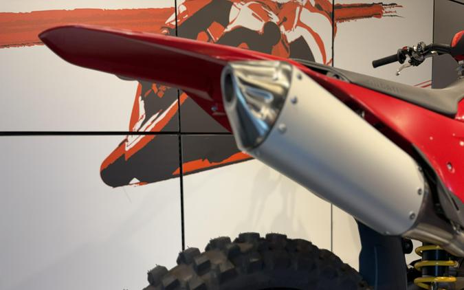 2026 Ducati Desmo450 MX