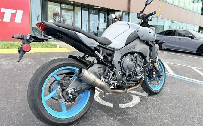 2025 Yamaha MT 10
