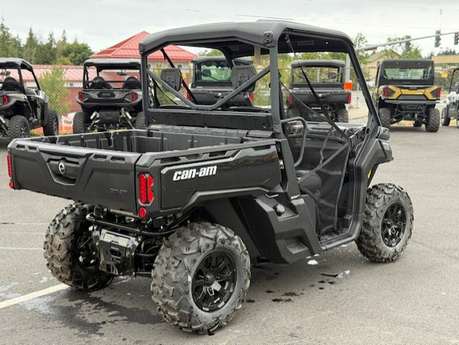 2025 Can-Am DEFENDER XT HD9