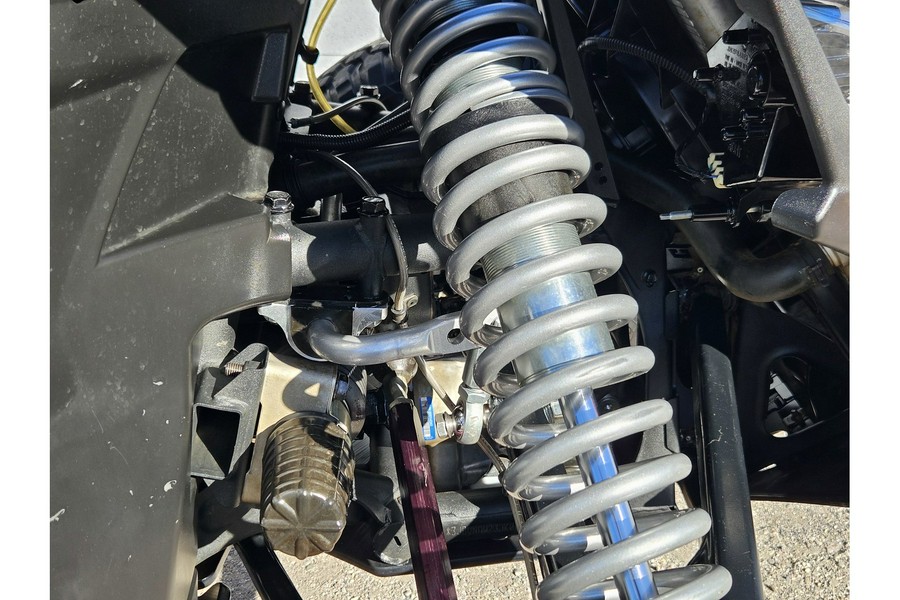 2018 Can-Am Maverick™ X3 MAX X™ rs Turbo R