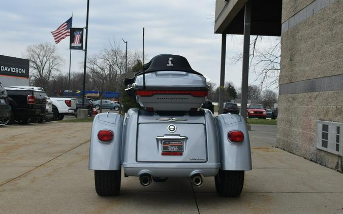 Used 2023 Harley-Davidson Tri Glide Ultra Atlas Silver Metallic