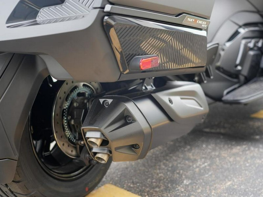 2026 Can-Am® Spyder RT Limited Dark