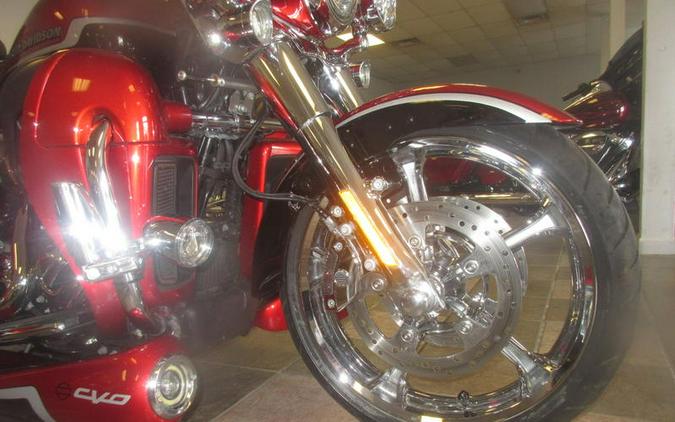 2021 Harley-Davidson® FLHTCUTGSE - CVO™ Tri Glide®