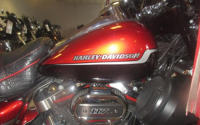 2021 Harley-Davidson® FLHTCUTGSE - CVO™ Tri Glide®