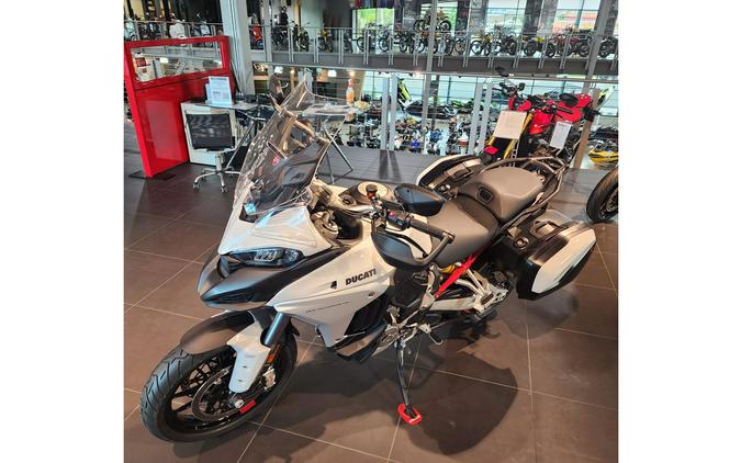 2023 Ducati Multistrada V4S Trav & Rad