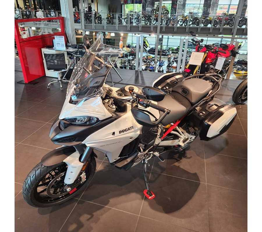 2023 Ducati Multistrada V4S Trav & Rad