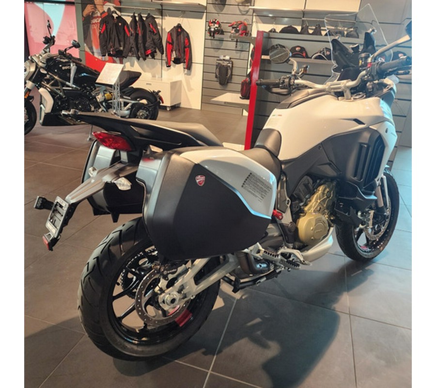 2023 Ducati Multistrada V4S Trav & Rad