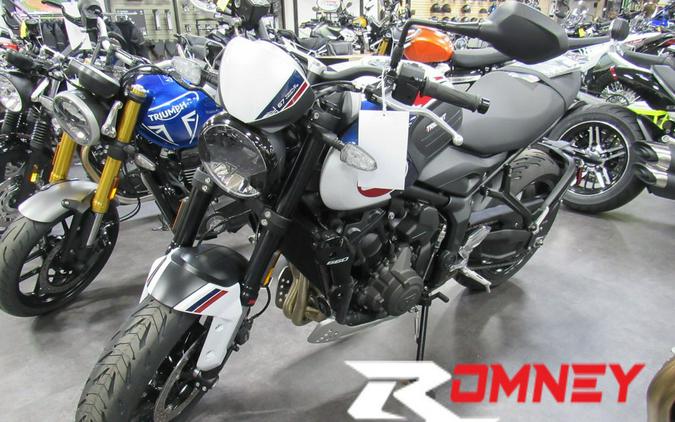 2025 Triumph TRIDENT 660 TRIPLE TRIBUTE 660 ED.