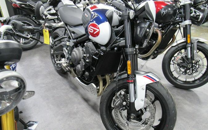 2025 Triumph TRIDENT 660 TRIPLE TRIBUTE 660 ED.