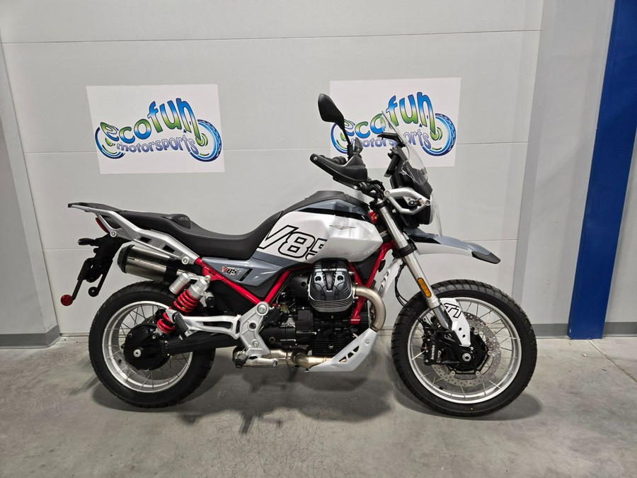 2025 Moto Guzzi V85 TT