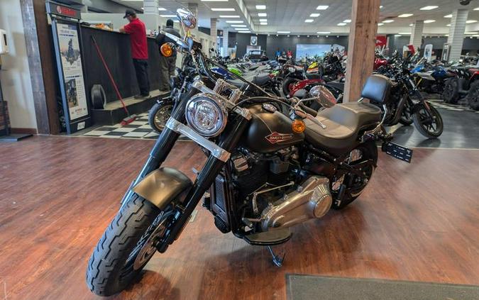 2021 Harley-Davidson® FLSL - Softail Slim®