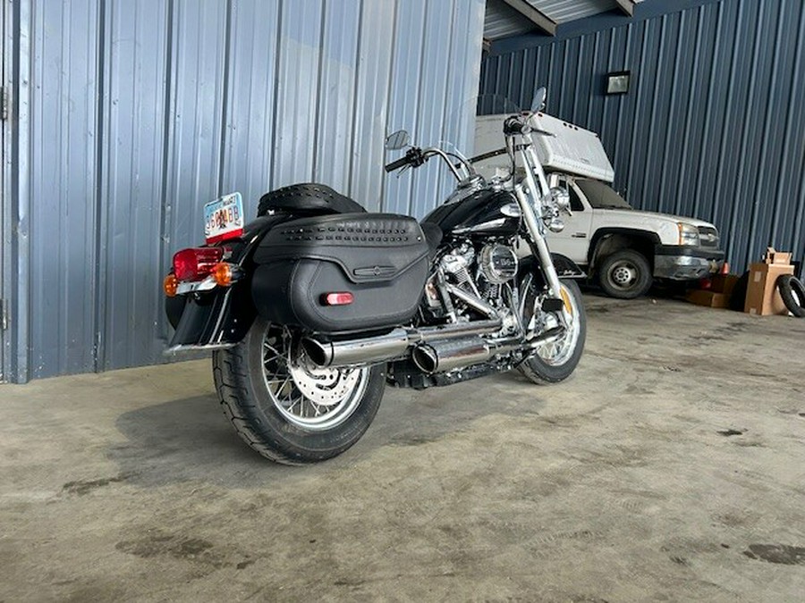 2024 Harley-Davidson® Heritage Classic