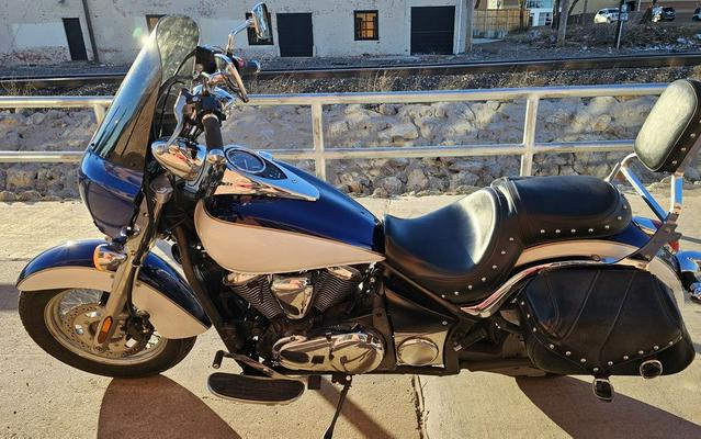 2013 Kawasaki Vulcan® 900 Classic LT