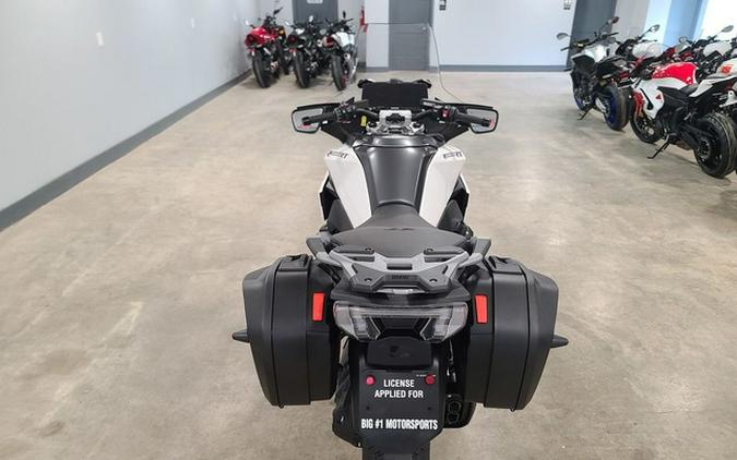 2026 BMW R 1300 RT Alpine White 3