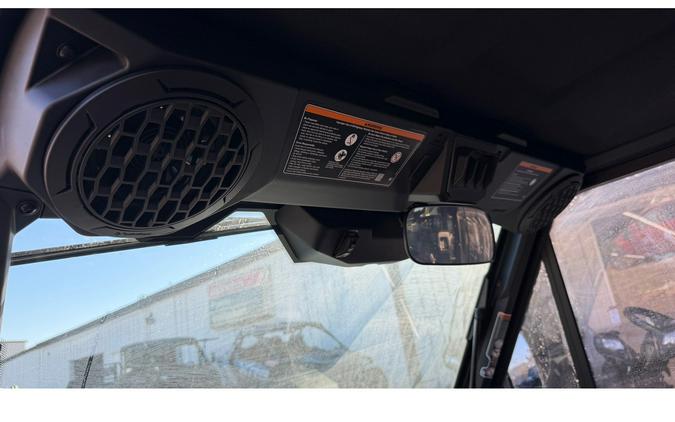 2027 Can-Am Defender XU Limited HD11