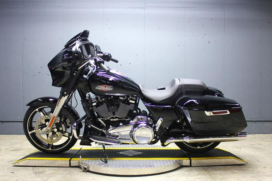 2024 Harley-Davidson® FLHX - Street Glide®