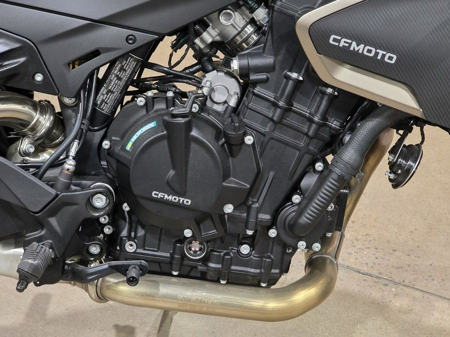 2024 CFMOTO NK 800