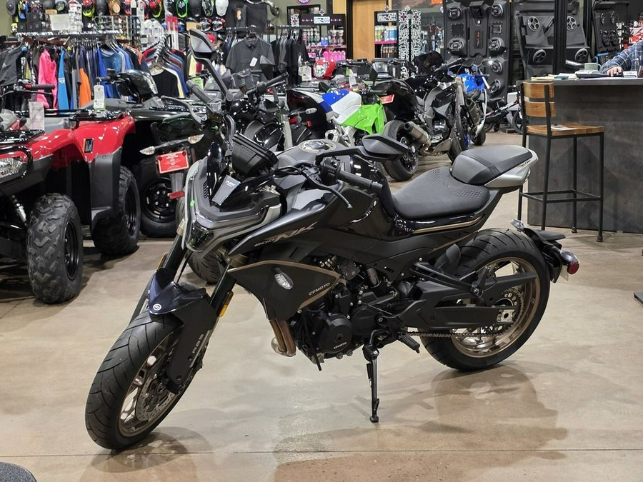 2024 CFMOTO NK 800
