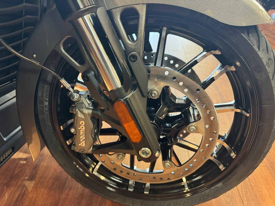 2025 Indian Motorcycle® Pursuit 112 Dark Horse® with PowerBand Audio Package