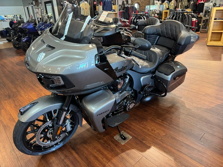 2025 Indian Motorcycle® Pursuit 112 Dark Horse® with PowerBand Audio Package