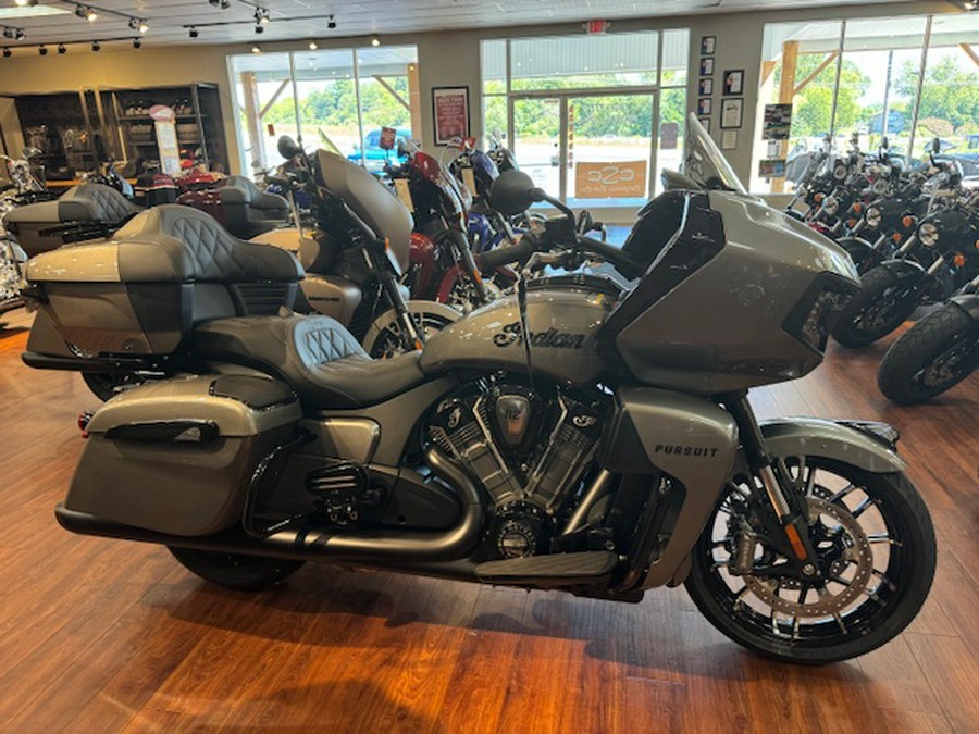 2025 Indian Motorcycle® Pursuit 112 Dark Horse® with PowerBand Audio Package