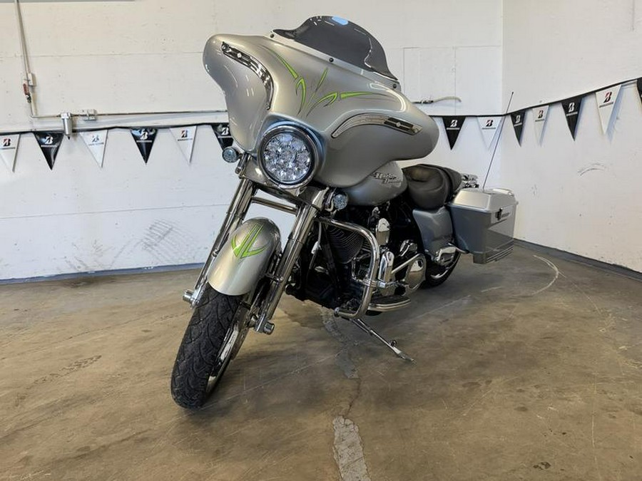 2010 Harley-Davidson® FLHX - Street Glide®