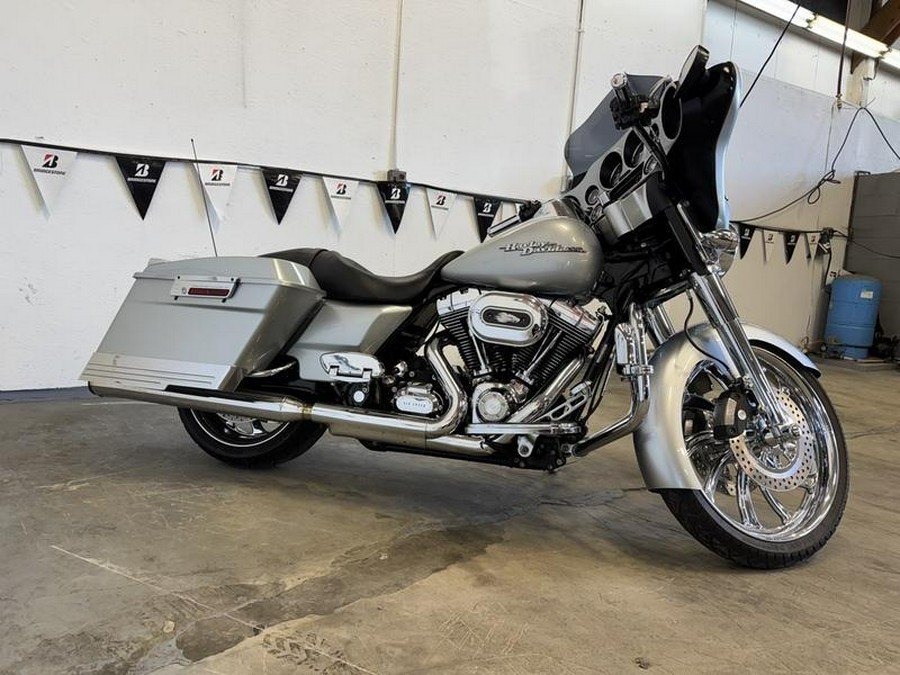 2010 Harley-Davidson® FLHX - Street Glide®