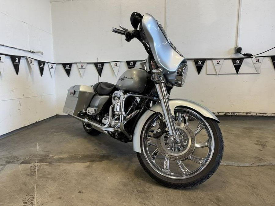 2010 Harley-Davidson® FLHX - Street Glide®