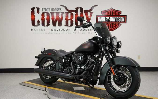 2026 Harley-Davidson Softail FLHD - Deadwood