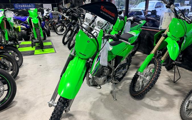 2027 Kawasaki KLX® 140R L