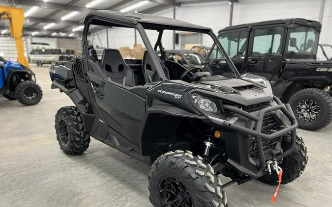 2023 Can-Am® Commander XT 700