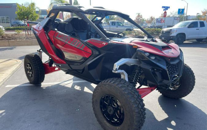 2024 Can-Am™ Maverick R X