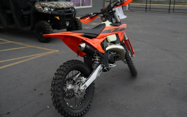 2025 KTM 300 XC