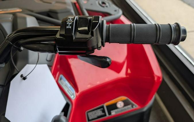 2025 Can-Am Outlander DPS 700