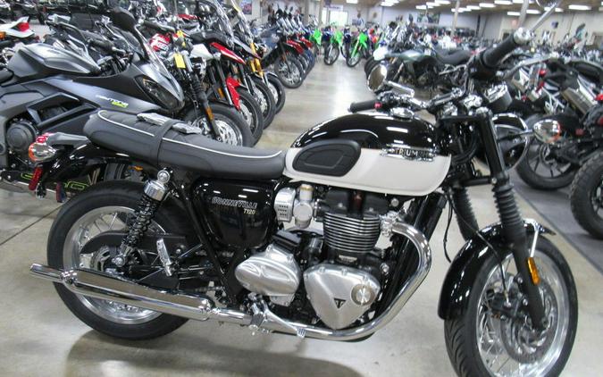 2024 Triumph BONNEVILLE T-120