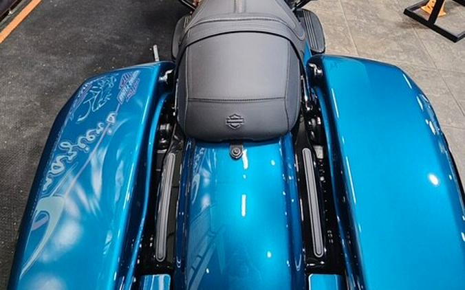 2026 Harley-Davidson® Road Glide® Teal Thunder / Vivid Black - Black