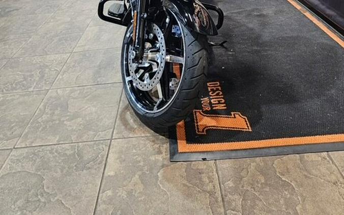 2026 Harley-Davidson® Road Glide® Teal Thunder / Vivid Black - Black