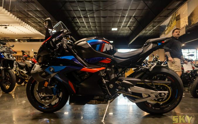 2026 BMW M 1000 RR
