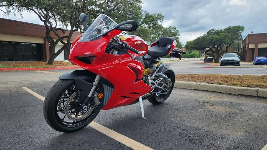 2024 Ducati Panigale V2 Red