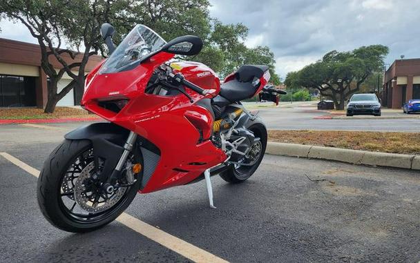 2024 Ducati Panigale V2 Red